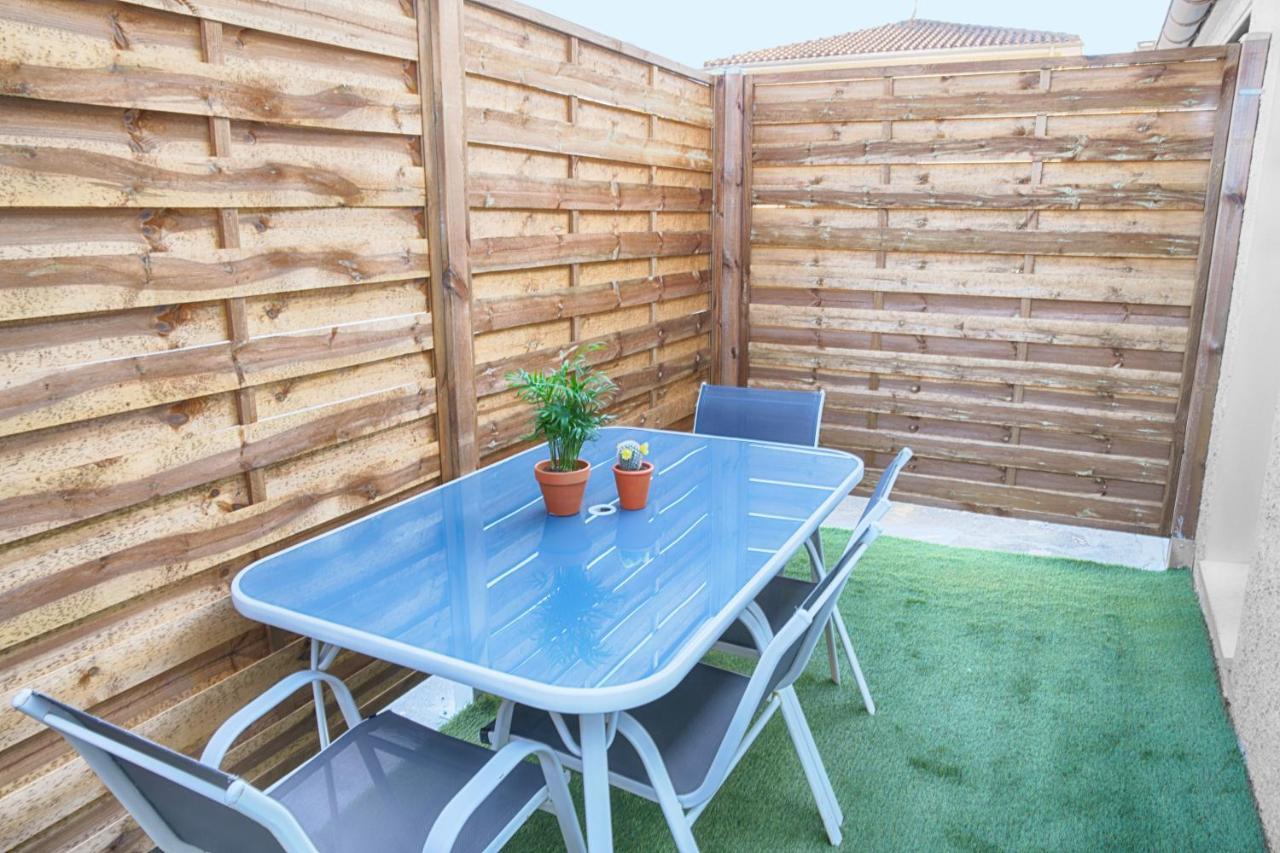 Appart T2 Avec Terrasse, Parking Et Wifi أنغوليم المظهر الخارجي الصورة